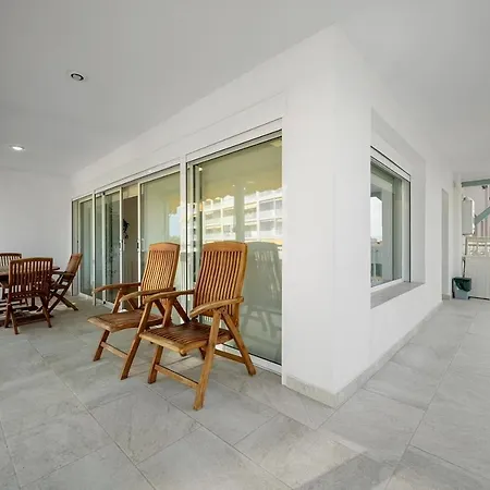Apartamento Magnificant First Line *